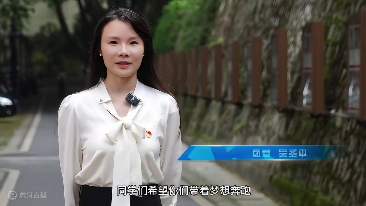 毕业骊歌，祝福意浓。愿你们的人生如璀璨星辰，在广阔天空中闪耀出属于自己的光芒！