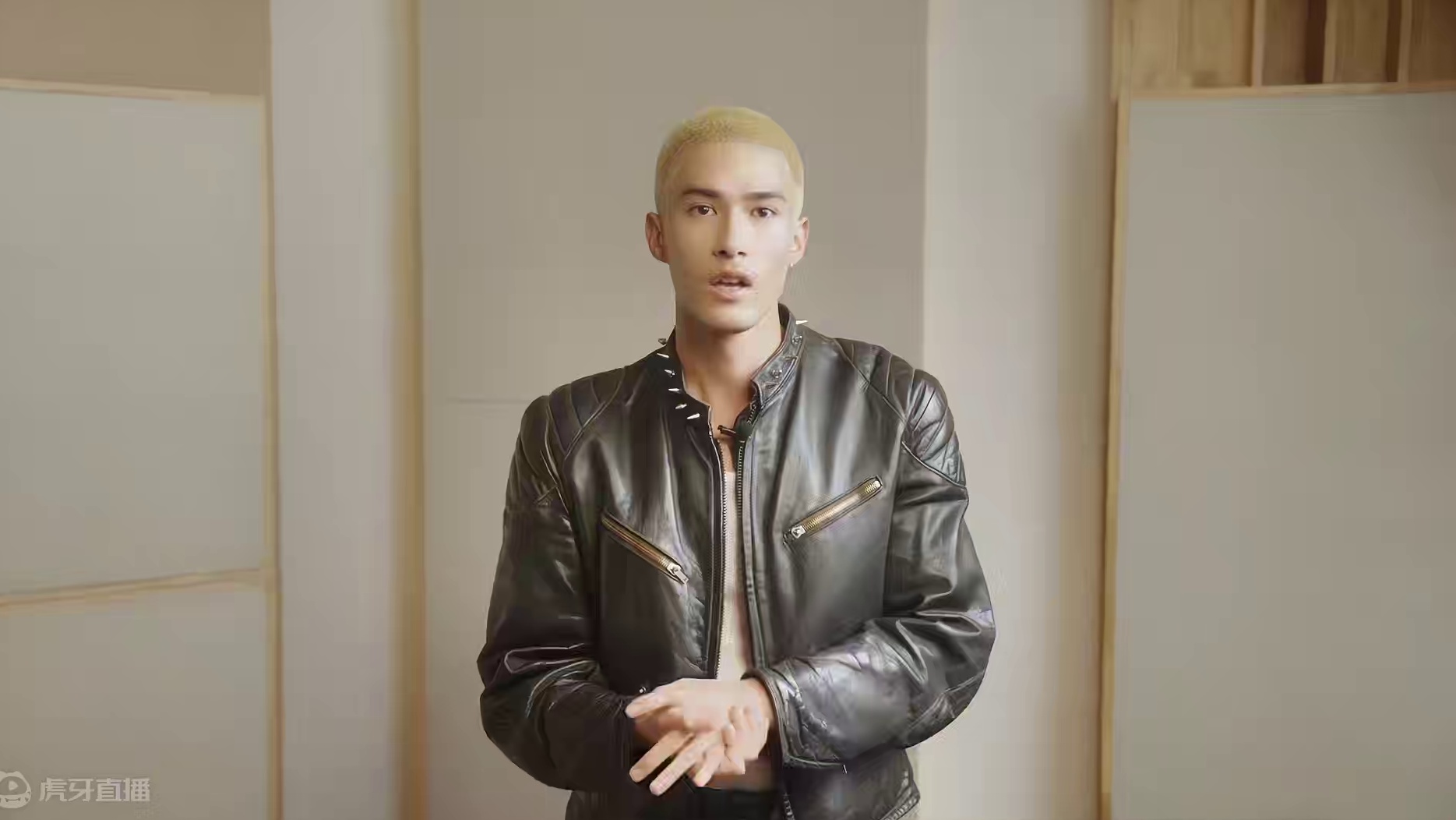 米卡×梦想家园 ：怀揣童心 ，“所向”未来 《梦想家园》公测主题曲《所向》将于明天10点上线啦！
透