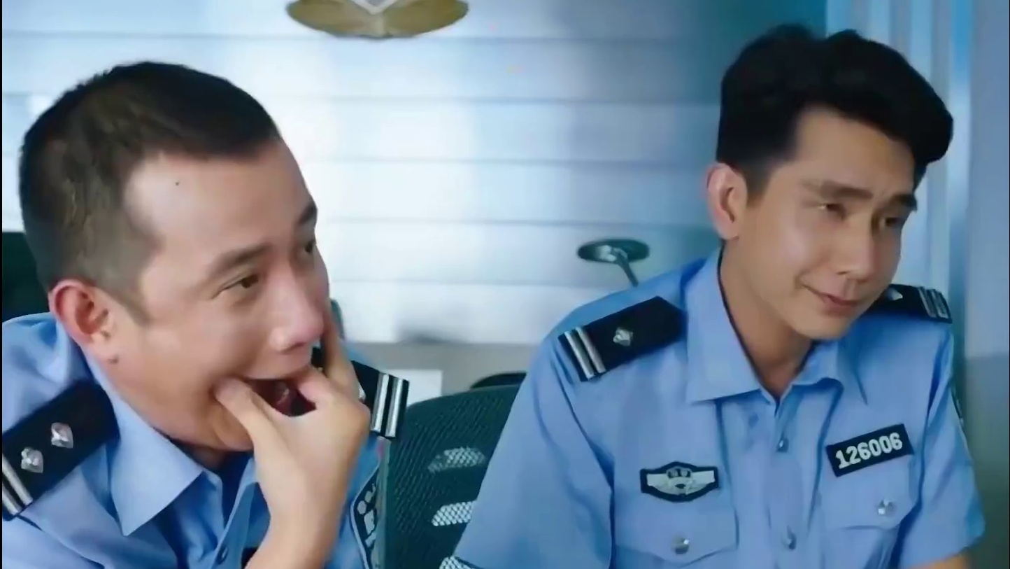 旋转跳跃我闭着眼 #绝地求生奇葩事儿 #游戏日常 #吃鸡日常 #绝地求生 #pubg