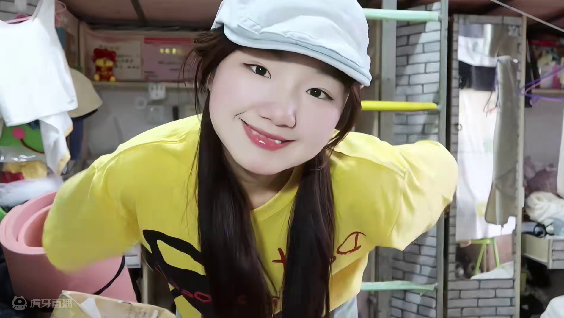 “我做你的开心果⸝⸝> ಲ <⸝⸝” #微笑治愈一切