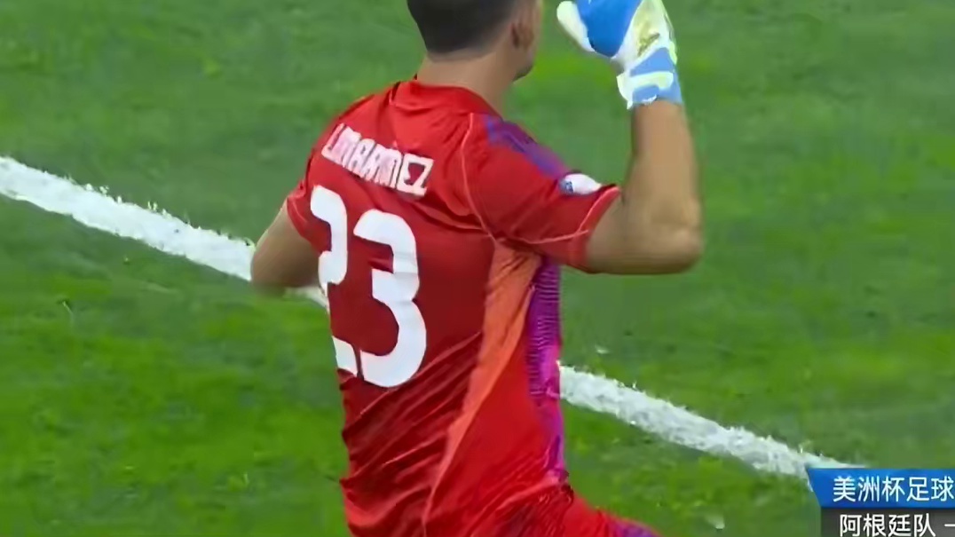 梅西失点，大马丁两扑点球拯救球队，阿根廷涉险晋级四强！#美洲杯 #梅西 #阿根廷队 #足球 #大马丁
