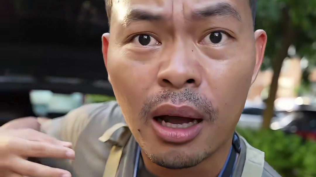 救命神器AED不出事无人问津 如果专业的运动赛事都得不到专业的医疗保障，那普通的赛事又是什么保障？急