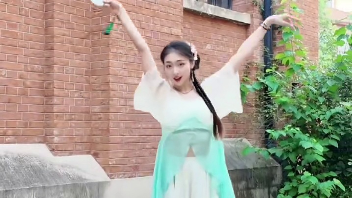 常记溪亭日暮，沉醉不知归路～《如梦令》来了～#古典舞 #国风古韵 #古典美