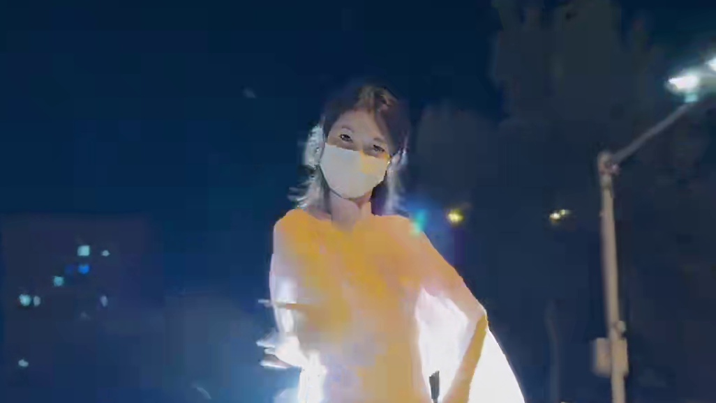 来给杰哥打歌了，新学的笛子舞，大家快来挑战呀～#张杰穿堂风笛子舞挑战#国风 #氛围感