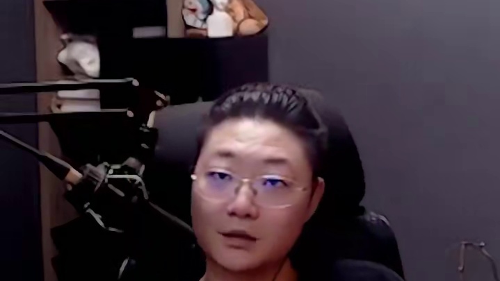 板子：镜隐迷踪。又给狼队炸爆了，没人比我更懂炸身份（摊手）#狼人杀 #神秘狗 #网易狼人杀 #狼人杀