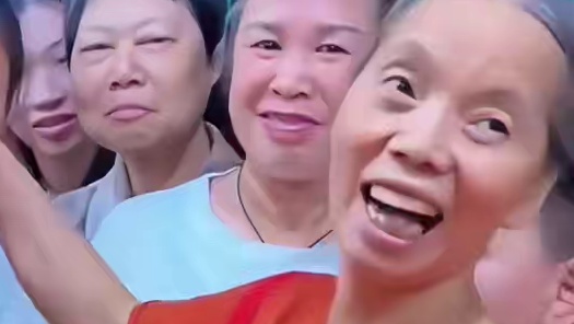 重庆”辣王”挑战10倍爆辣！轻松拿走5000块！ #螺蛳粉  #柳州正宗螺蛳粉