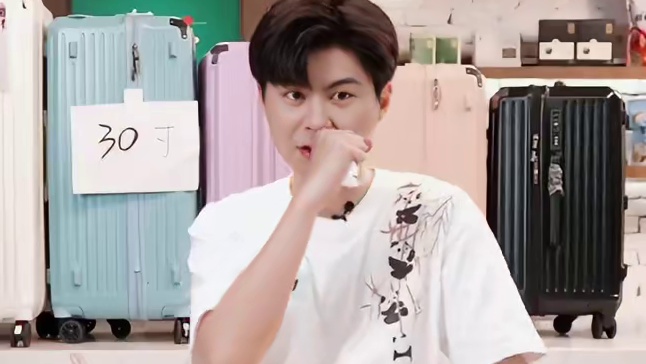 【巨好吃】黄飞红咸蛋黄糯米锅巴180g*2盒麻辣/蟹香味 蛋黄锅巴#咸蛋黄糯米锅巴 #锅巴 #零食推