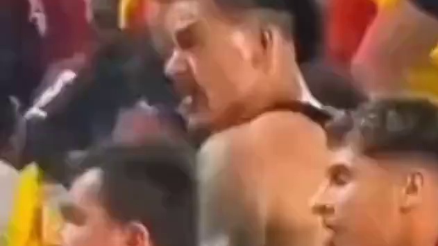 拳拳到肉！乌拉圭美洲杯 出局，努涅斯 赛后冲上看台和哥伦比亚球迷暴力互捶！