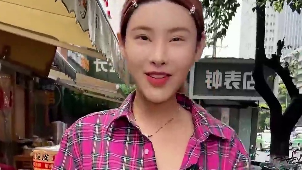爆辣爆香成都冒菜，吃到千金想在成都买房 #妈呀太香了#成都冒菜 #口腔溃疡 #意可贴