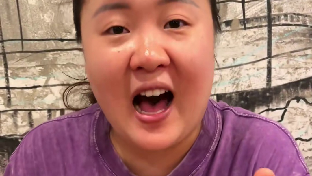 没想到胖妹已经冲出中国走向世界了！谢谢大家的支持和喜欢，我会不忘初心❤️把重庆美食重庆小面发扬光大！