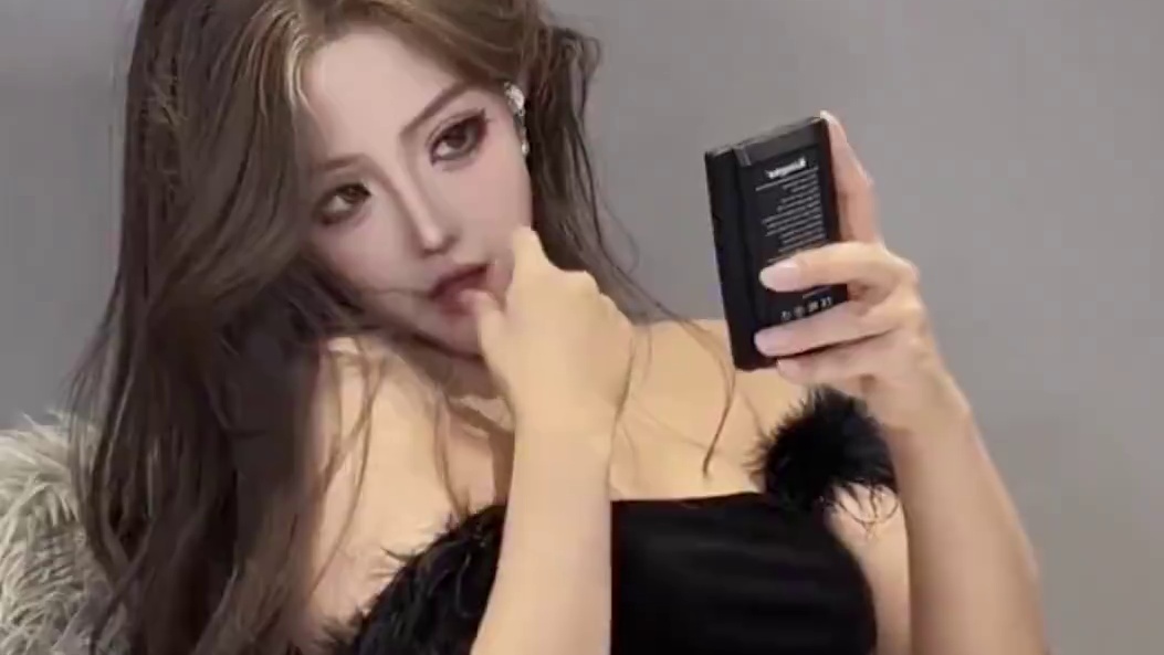 首届次元穿梭动漫展，放眼望去全是腿~ #沈阳·首届Chinayouth·次元穿梭动漫展