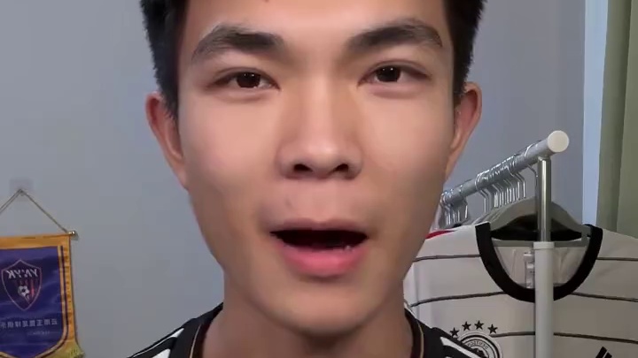 这是进攻足球的胜利，西班牙实至名归！#欧洲杯 #西班牙 #英格兰 #索斯盖特 #解说员小熊