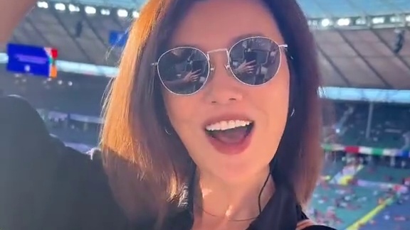 群星荟萃 这下阵容更强大了～#足球解说员王涛