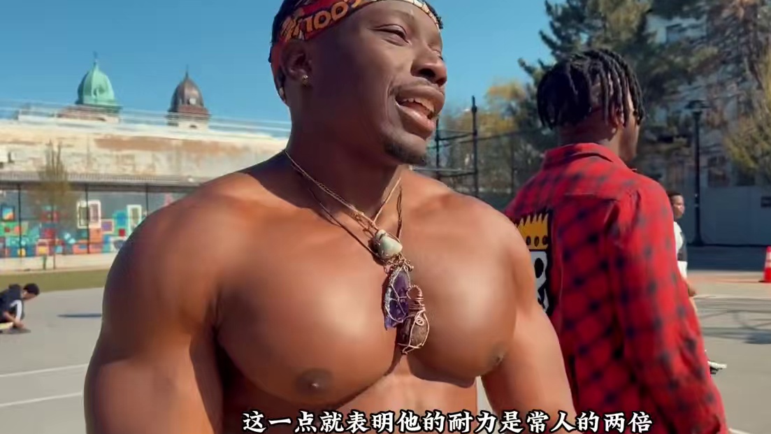 10分钟内挑战，200个俯卧撑和深蹲？网友：太激励人心！ 10分钟内挑战，200个俯卧撑和深蹲？网友