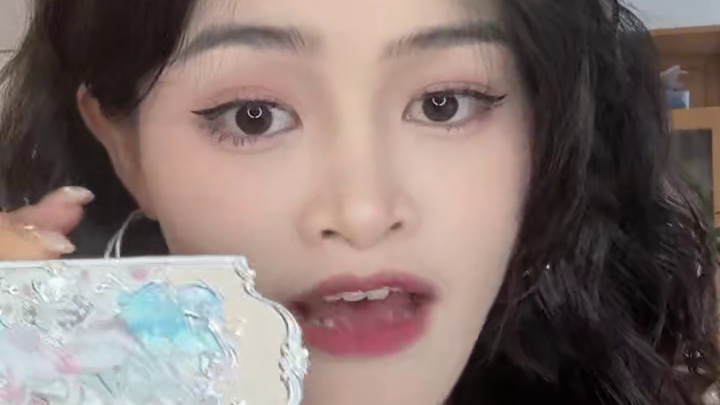 小孩玩具一样的价格了耶~ #美妆 #平价彩妆 #花知晓礼盒 #花知晓新品 #彩妆推荐