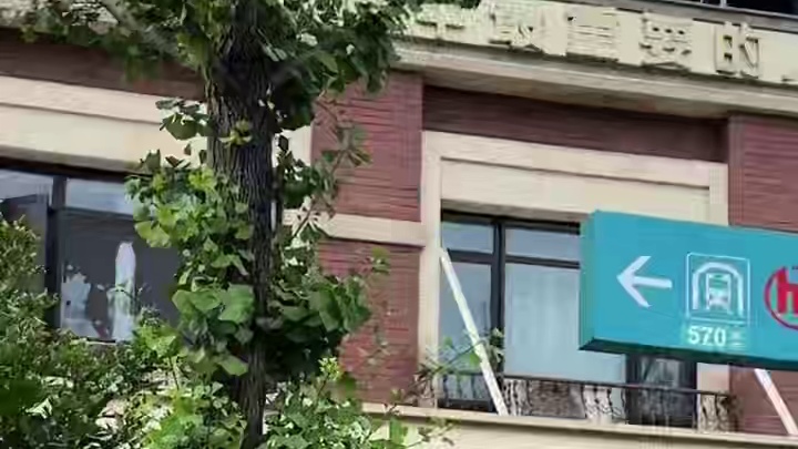 没想到现在吃海鲜这么便宜了！299套餐还带一整只长脚蟹！ #海鲜当然是现捞的最新鲜 #地道海鲜大餐推