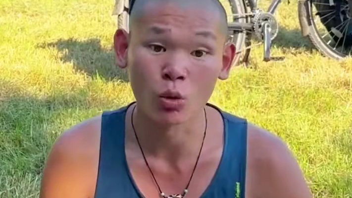 湖远行为何拒绝天价广告费，背后的原因让一众网友泪目。#湖的环球之旅 #湖的环球梦 #千万生活dou来