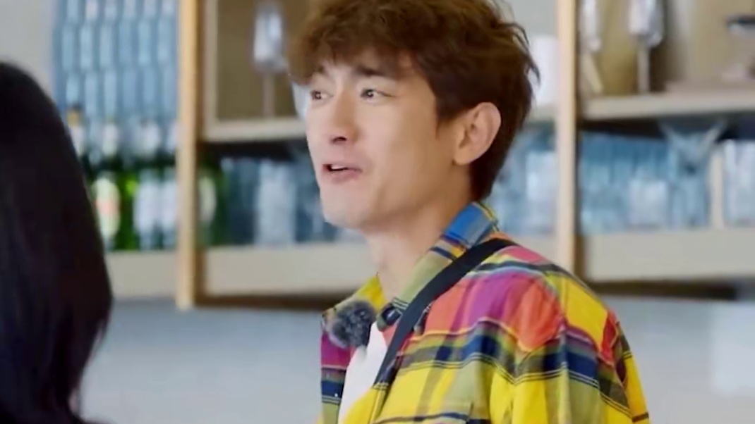 合理怀疑林更新在节目里还会cue八十次楚乔传！#林更新在与凤行热播时还看楚乔传   #十天之后回到现