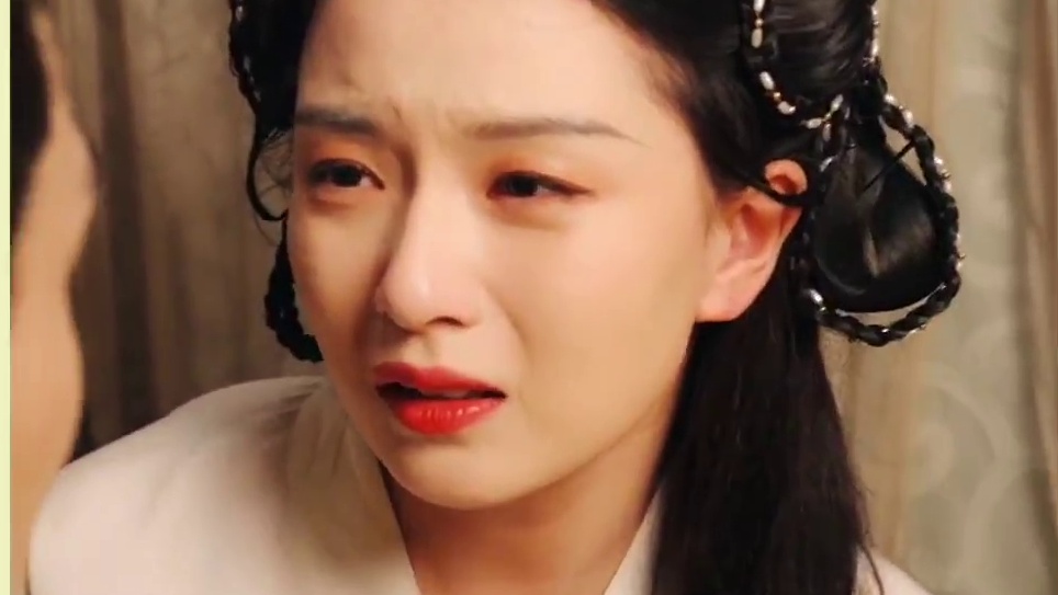 皇后又带崽搬敌人宝库去了