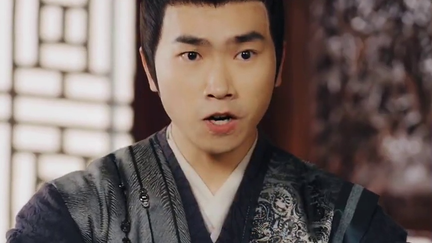 皇后又带崽搬敌人宝库去了