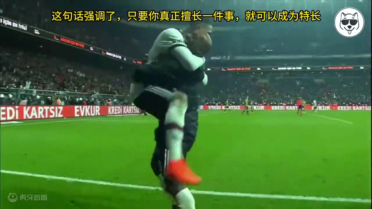 足球史上最伟大的8个标志性技巧 #足球 #足球技巧 #足球教学 #足球过人技巧 #唯有足球不可辜负