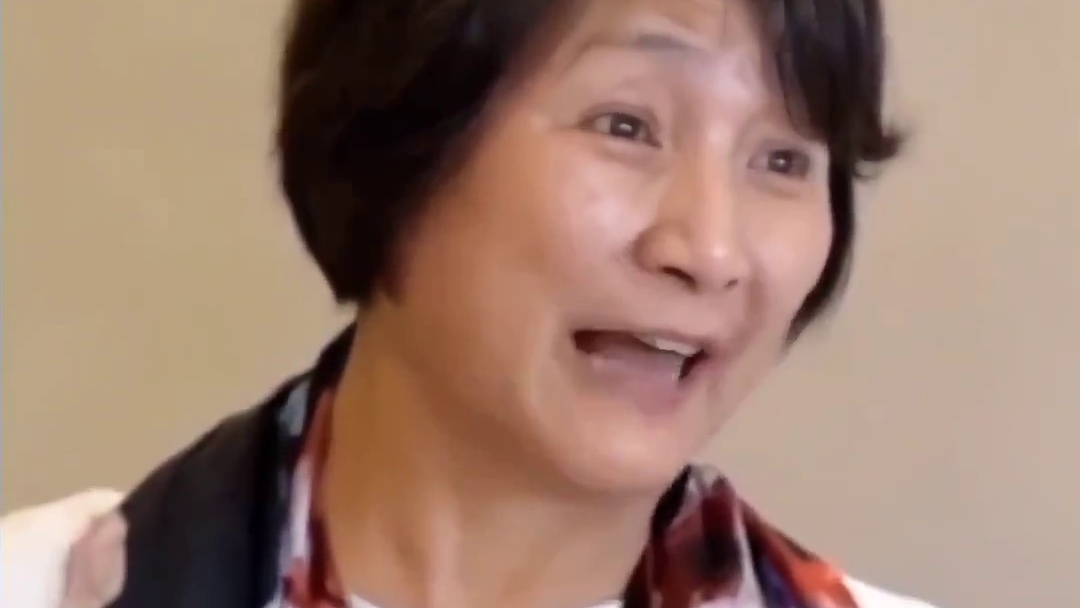 郑佩佩，女侠突传哀讯