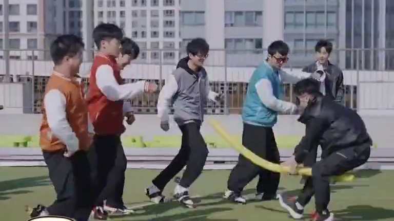 《重磅爆料，暗区综艺第二季来袭》#暗区突围 #欢迎来到卡莫纳 #这波上暗的人都爽到了 #暗区先锋杯包