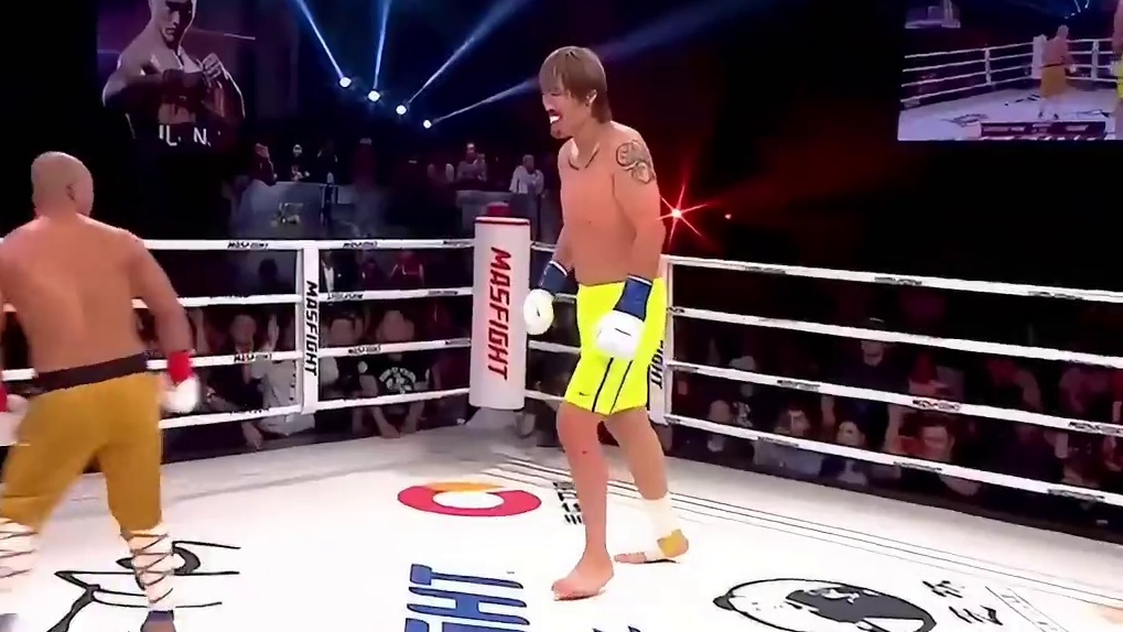 世界上最强悍的男人，一秒命中四发子弹，最牛还属中国武僧！ 世界上最强悍的男人，一秒命中四发子弹，最牛