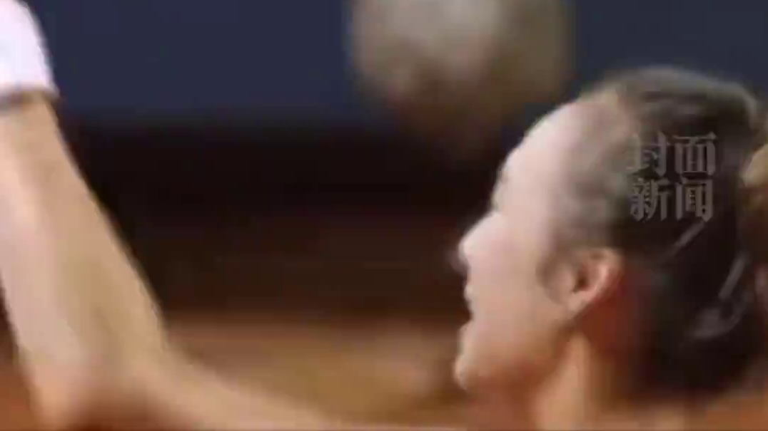 【职业生涯首次实现卫冕！】北京时间7月22日，WTA250巴勒莫站女单决赛，卫冕冠军、头号种子郑钦文