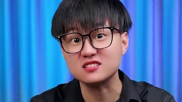 这个鱿鱼仔味道到底怎么样？#鱿鱼仔 #零食测评 #宝藏小零食 #零食分享 #平价零食推荐