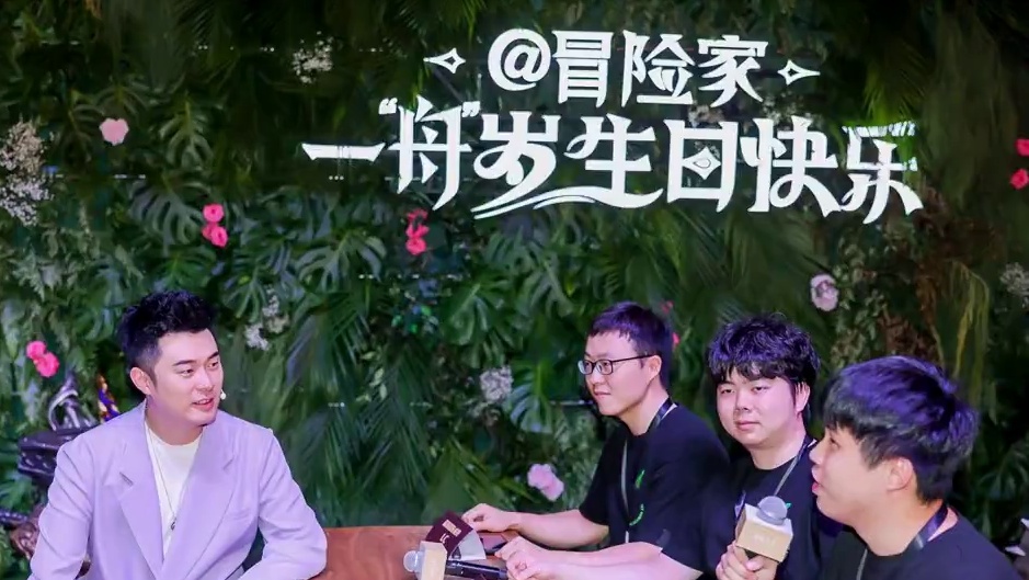 方舟里的小姐姐真的好漂亮#命运方舟  #命运方舟一周年 #寻找命运方舟最有才的你 #命运方舟新职业噬