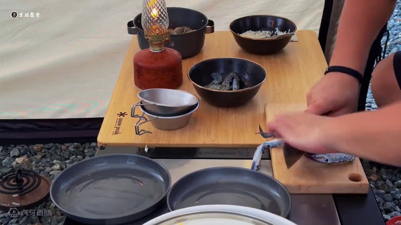 一起发呆露营｜生猛露营｜牧马人｜JEEP帐篷｜昔望户外热水器 #生猛露营 #Jeep牧马人 #国内原