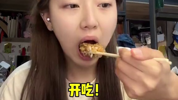 做了个特别夏天的的美甲！考完试肉眼可见的开心了好多！库存全部发完啦老婆们✌️#大学生的一天 #日常v