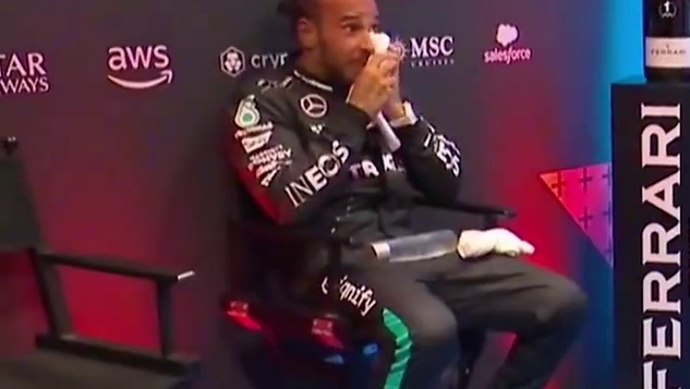 老汉在冷静室被兰多怼了？ #2024f1匈牙利大奖赛 正赛结束后诺里斯和汉密尔顿在冷静室的对话，正在