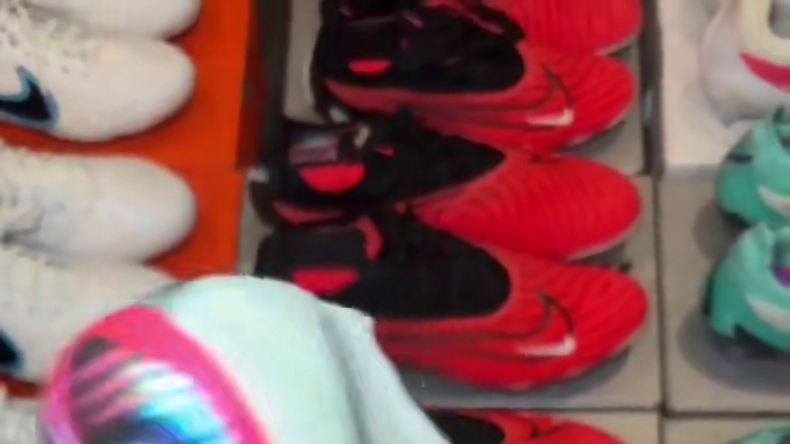 #好鞋推荐 #足球 #足球鞋 #遇见足球 #唯有足球不可辜负