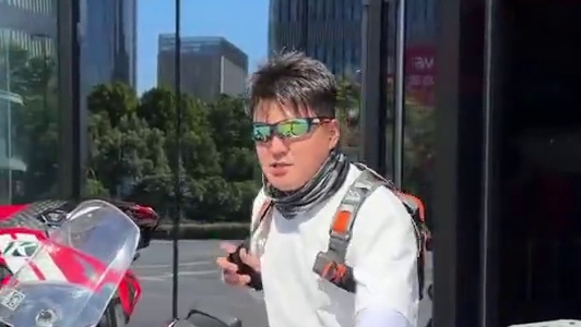 谁家好人大早上骑三百多公里去吃土菜？！ #汽车人共创计划