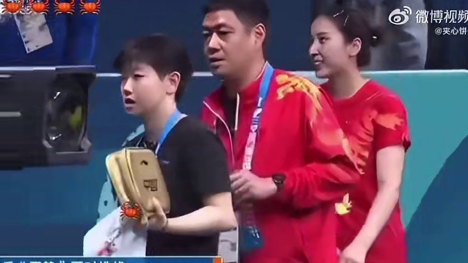 拽里拽气的两小只©