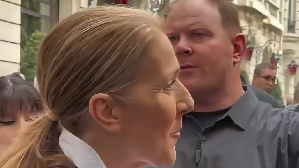 近日，著名歌手席琳迪翁已抵达巴黎 ，她将参加巴黎奥运会开幕式的演出。期待！