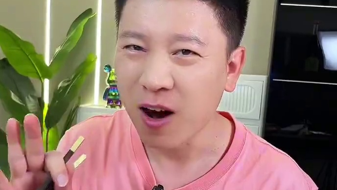 东北麻辣烫，味道鲜香，汤汁浓郁！当个夜宵相当过瘾！#东北黏糊麻辣烫