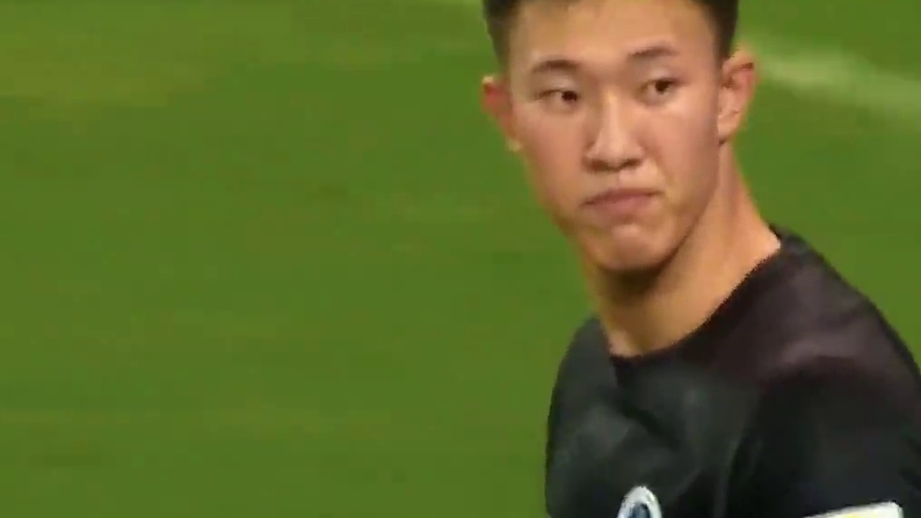 #武汉三镇 租借门将#魏黾哲 连续神扑，助深圳队本赛季“双杀”国安#中超 #dou来足球季