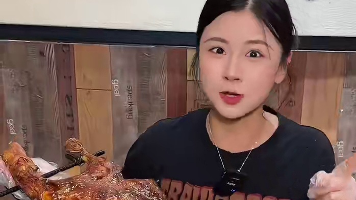 烤全羊整只398 半只199 南昌经开的物价这到哪里说理去啊#烤全羊 #南昌美食 #真材实料才能做出