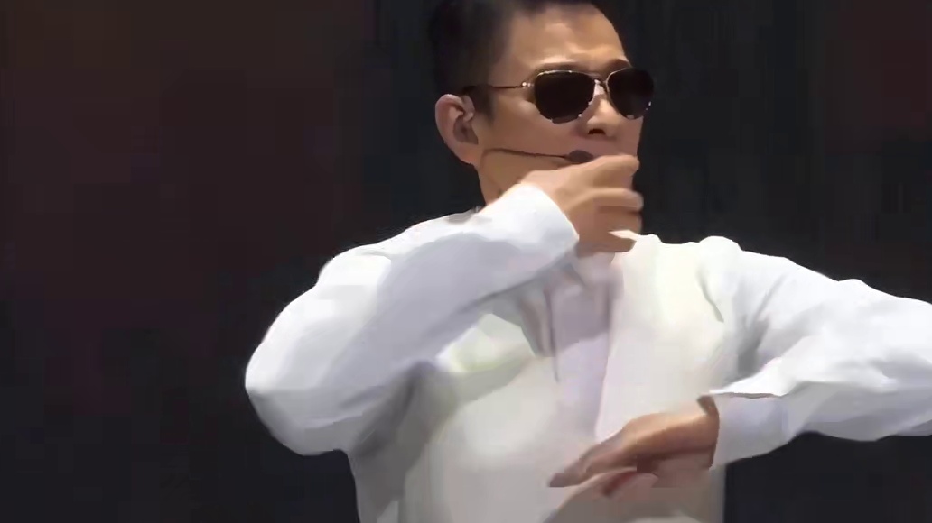 刘德华北京演唱会再次掀起狂潮