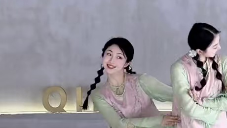 没事儿～吵吵小架，反正醒着也是醒着 