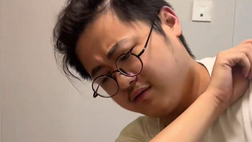 麻将桌上令人不适的行为，最后一种最讨厌！ #老王的麻将日常 #麻将 #重庆 #意想不到的结局