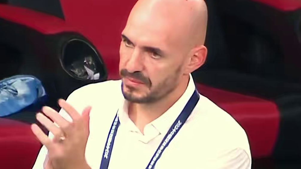 看到颜骏凌，立马就知道了比赛结果