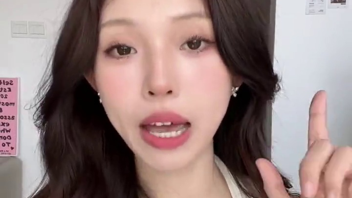 黄皮淡颜集合！！夏天不涂嫩妹色什么时候涂？！！ #口红#韩妹色#黄皮淡颜#木柯诗绒雾唇泥