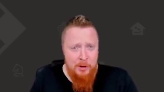 保罗·摩菲是国际象棋历史上继阿道夫·安德森之后第二个非正式的国际象棋世界冠军，摩菲比同时代进攻型棋手