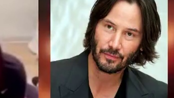 给老头环玩成健身环了 基努李维斯大战黑剑#艾尔登法环 #国外玩家 #翻滚挑战