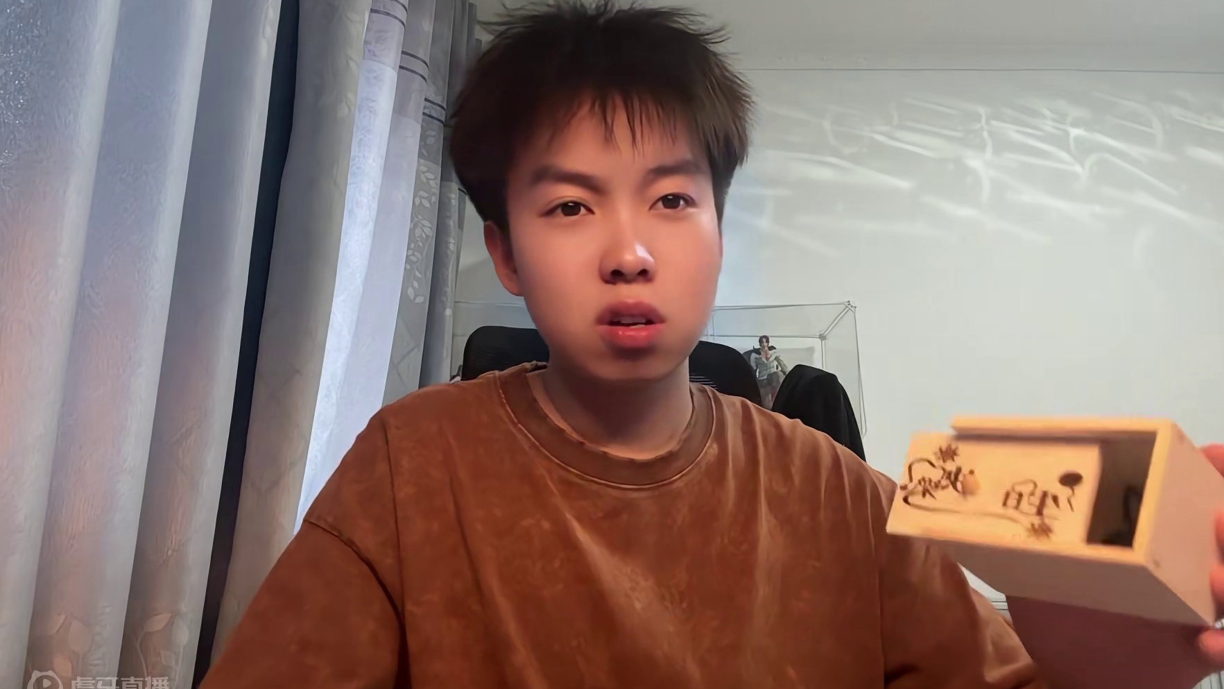 蛋仔派对：拆粉丝送的生日礼物，麻辣毛蛋你是真不当人啊！ #蛋仔派对 #eggy爱挤 #生日礼物 #蛋