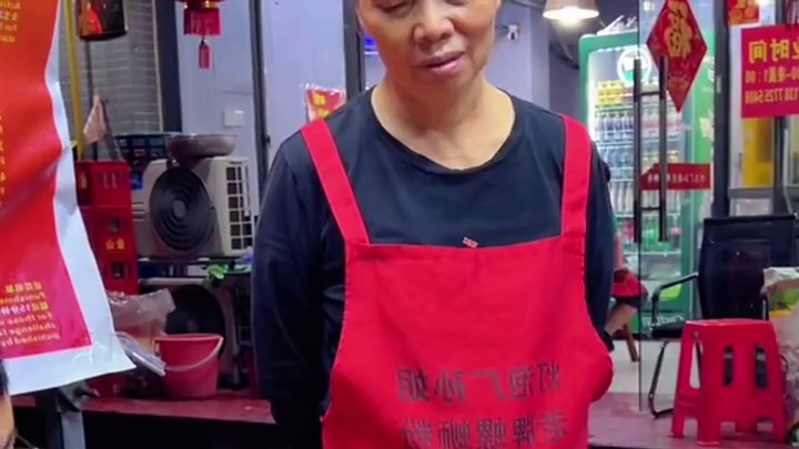 贵州帅哥挑战这么大盆螺蛳粉！竟然还要拿走现金？ #螺蛳粉